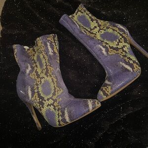 So Me Purple and Green Snakeskin Heeled Boots